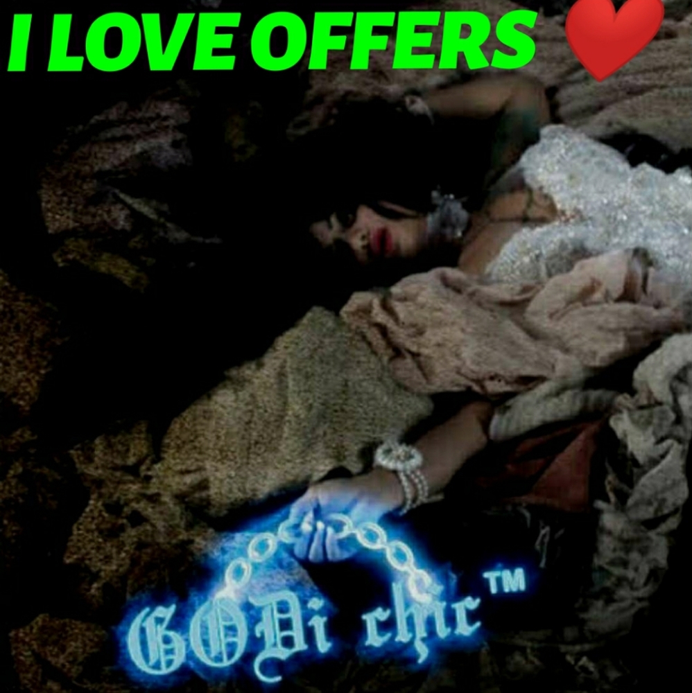 MAKE ME AN OFFER ❤️